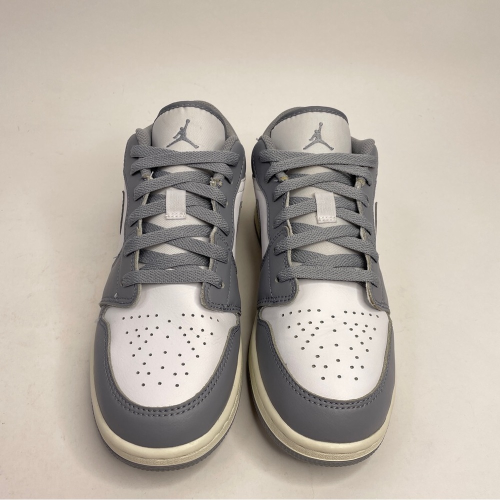 Nike Air Jordan 1 Retro Low GS “Vintage Grey” 2023 - Picture 2 of 8